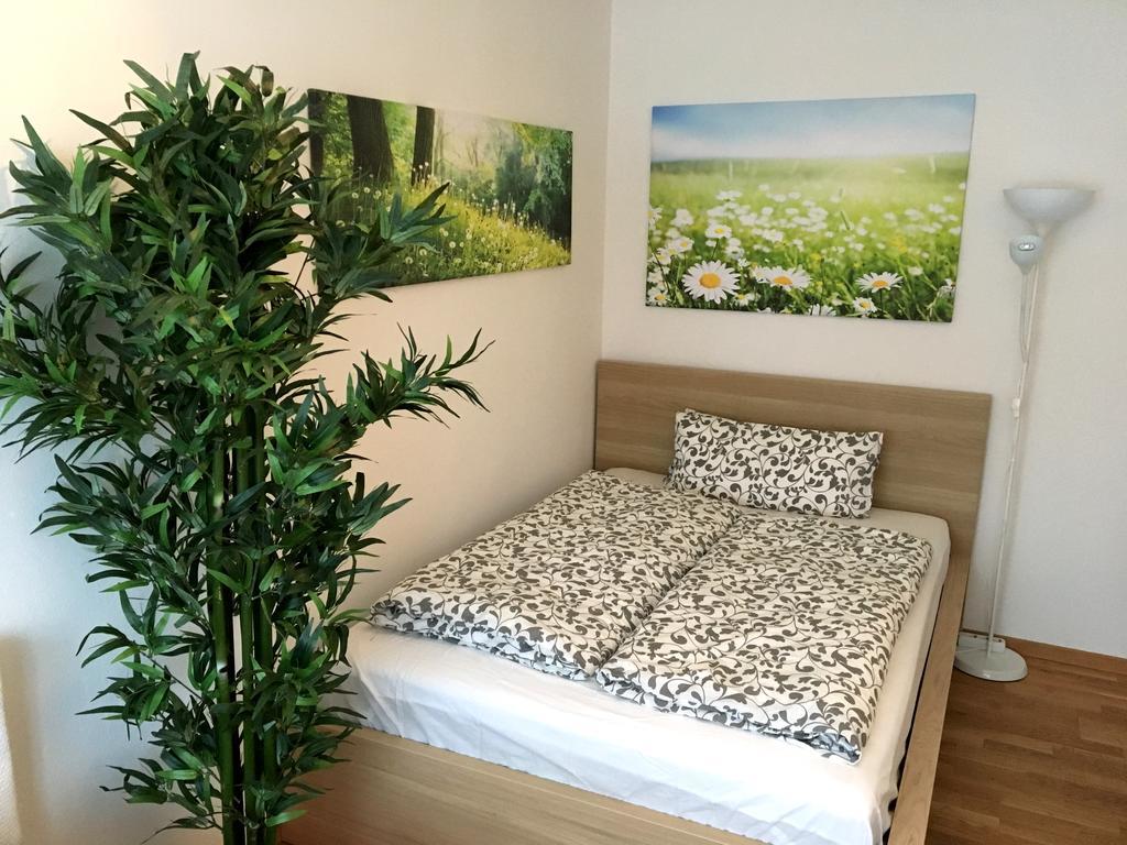 Apartment Flowerside Regensburg Exterior photo